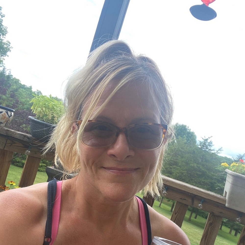 Meet your Posher, Lori